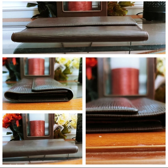 Authentic Louis Vuitton Epi Sarah Long Wallet - Picture 3 of 6